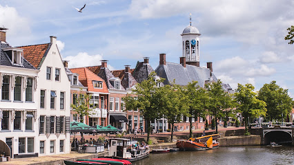 Makelaardij Roos Noordoost-Friesland B.V. foto